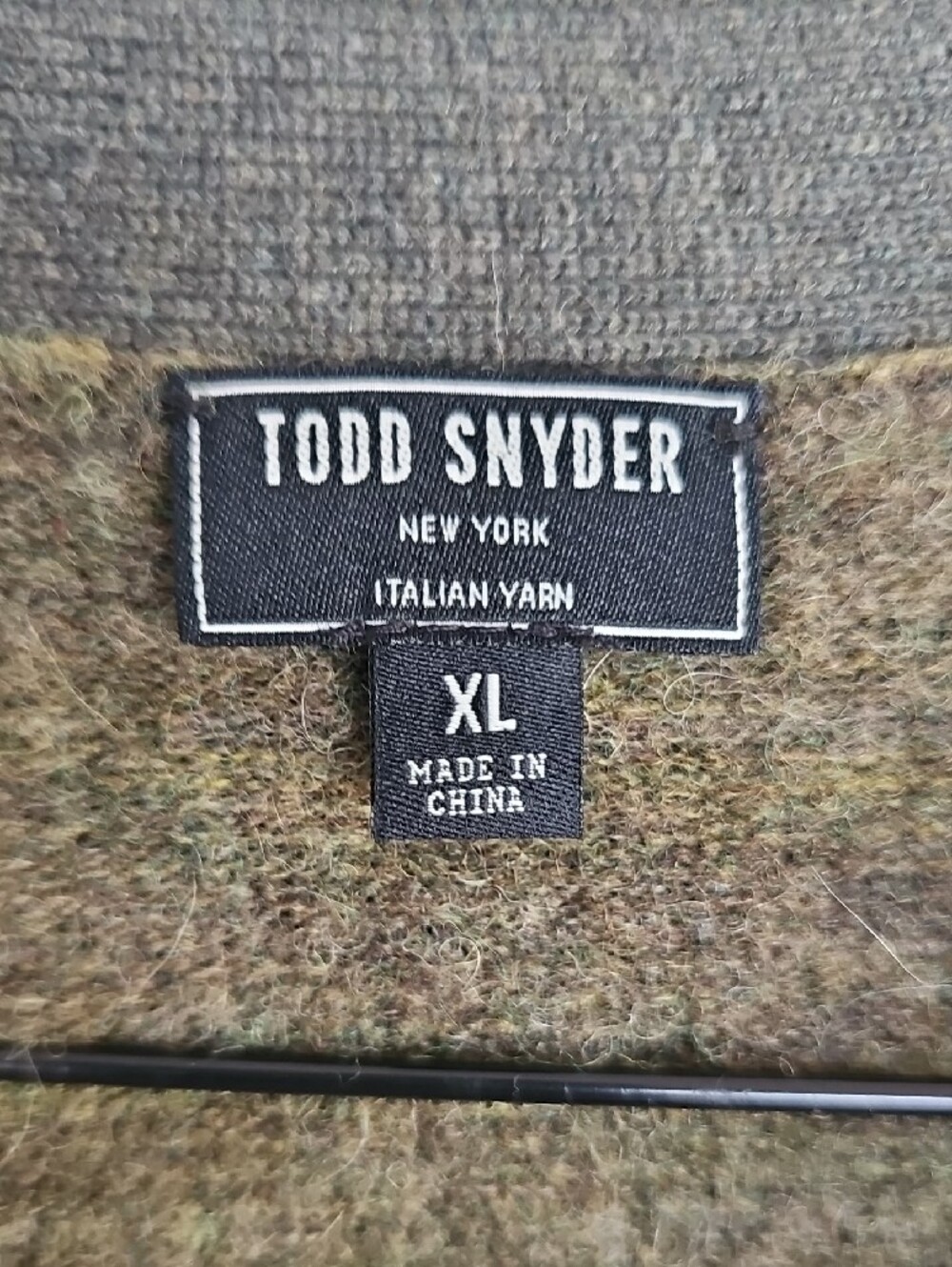 Todd Snyder Olive & Moss Green Men’s Button Cardigan - Picture 2 of 3